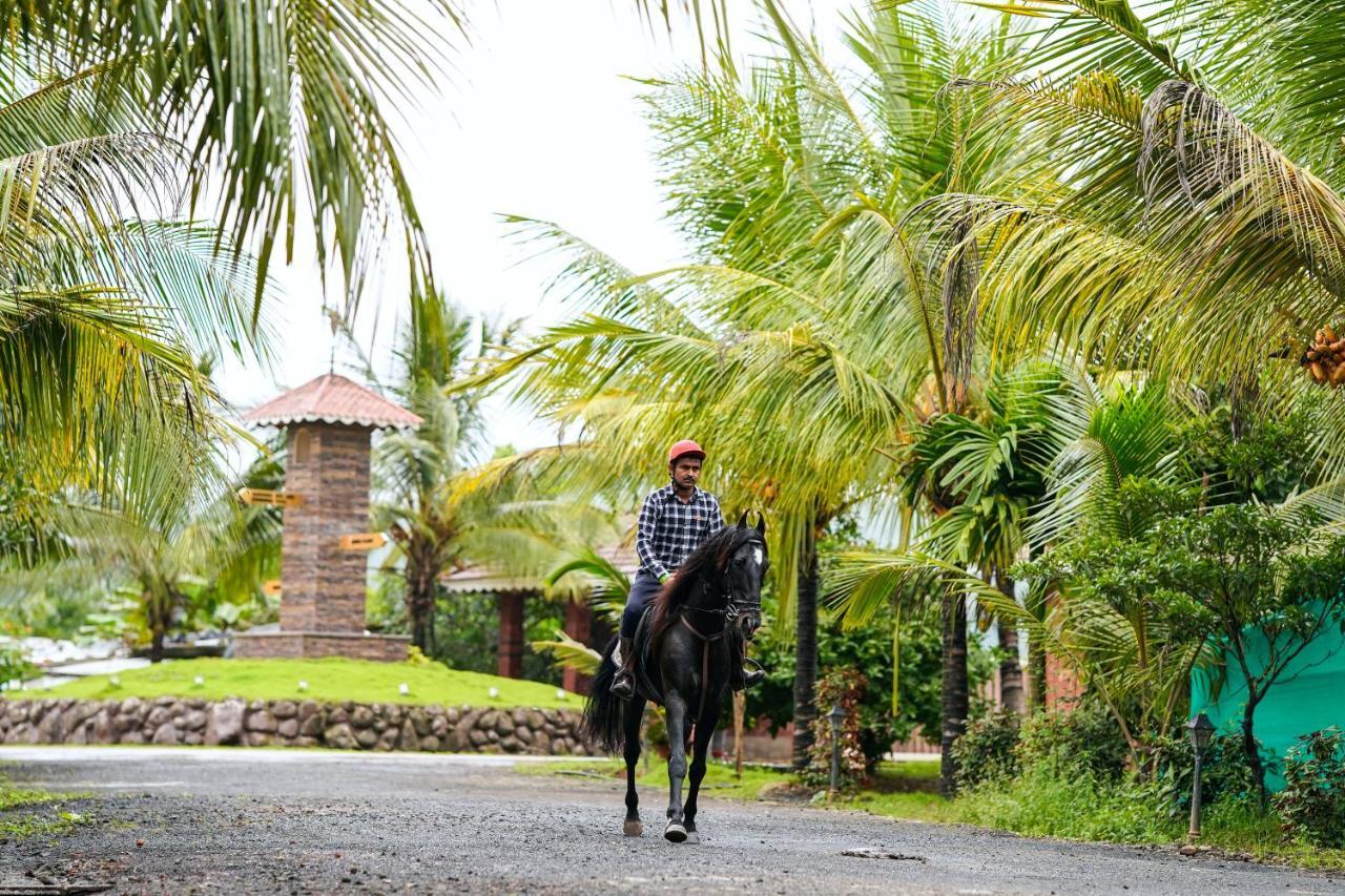 The Kerala Village, Shahapur Shenwa Buitenkant foto